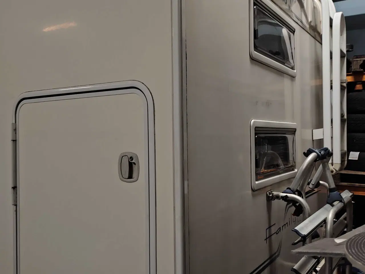 Billede 13 - Autocamper med køje, til den store familie.