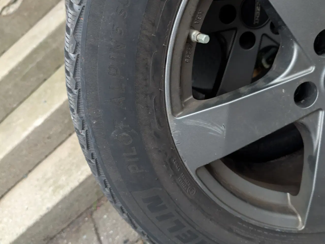 Billede 5 - 4 stk. Komplette vinterhjul fra Toyota Rav 4 2019