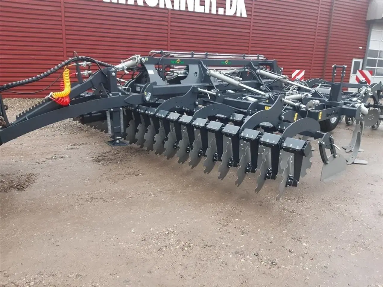 Billede 2 - - - - Agro tom bwh 5.4  dybde harve