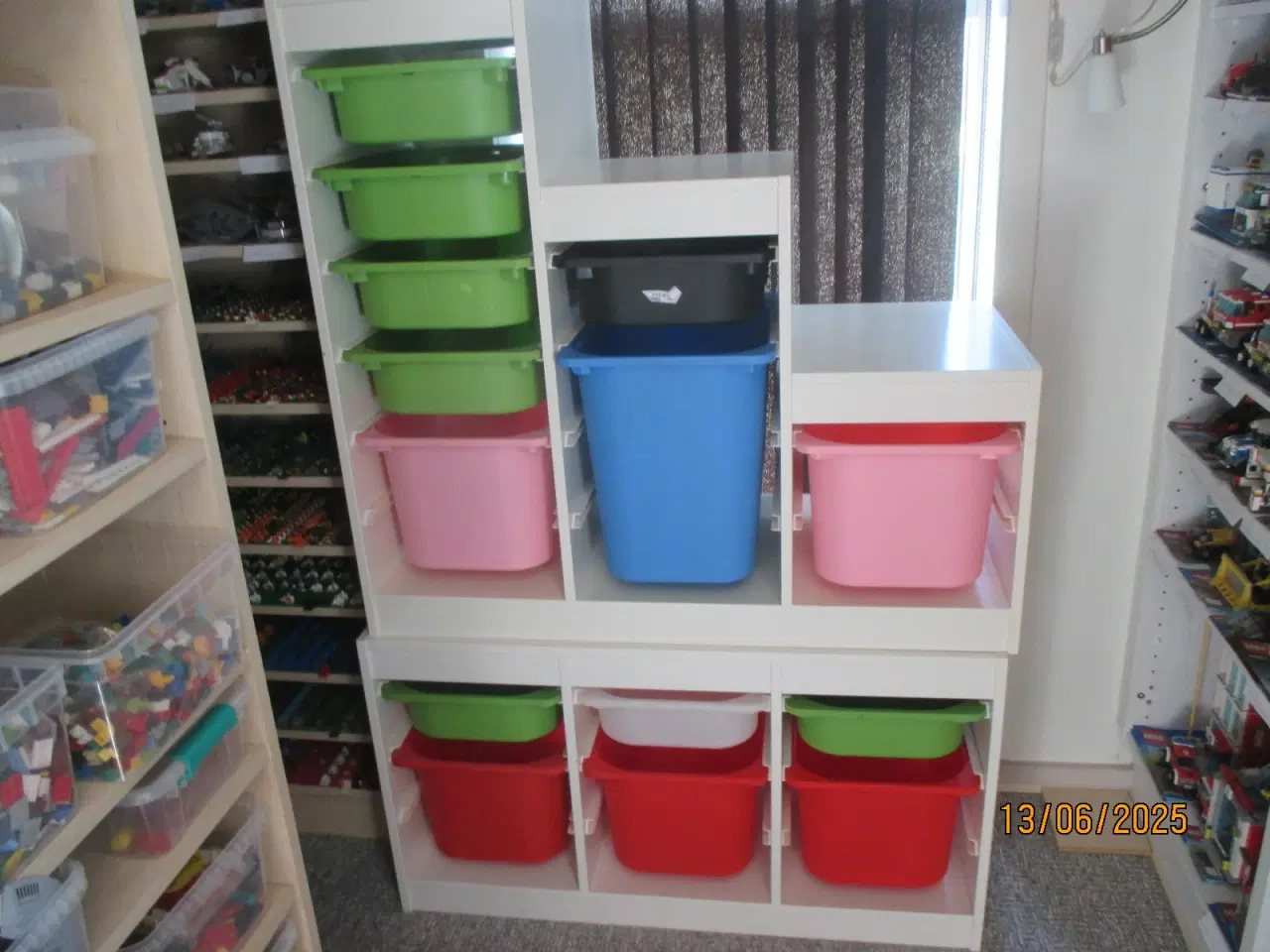 Billede 1 - 2 ikea (trofast ) reoler