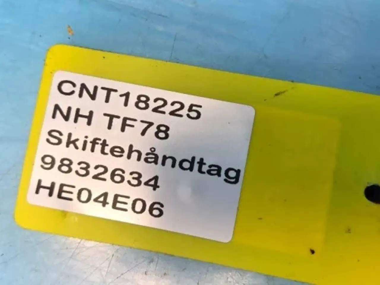 Billede 11 - New Holland TF78 Skiftehåndtag 9832634