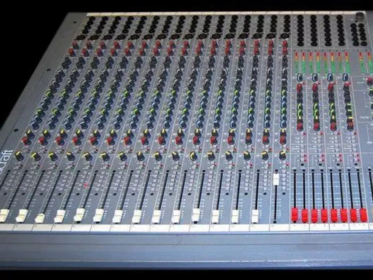 Billede 1 - Soundcraft 16-8-2 mixer