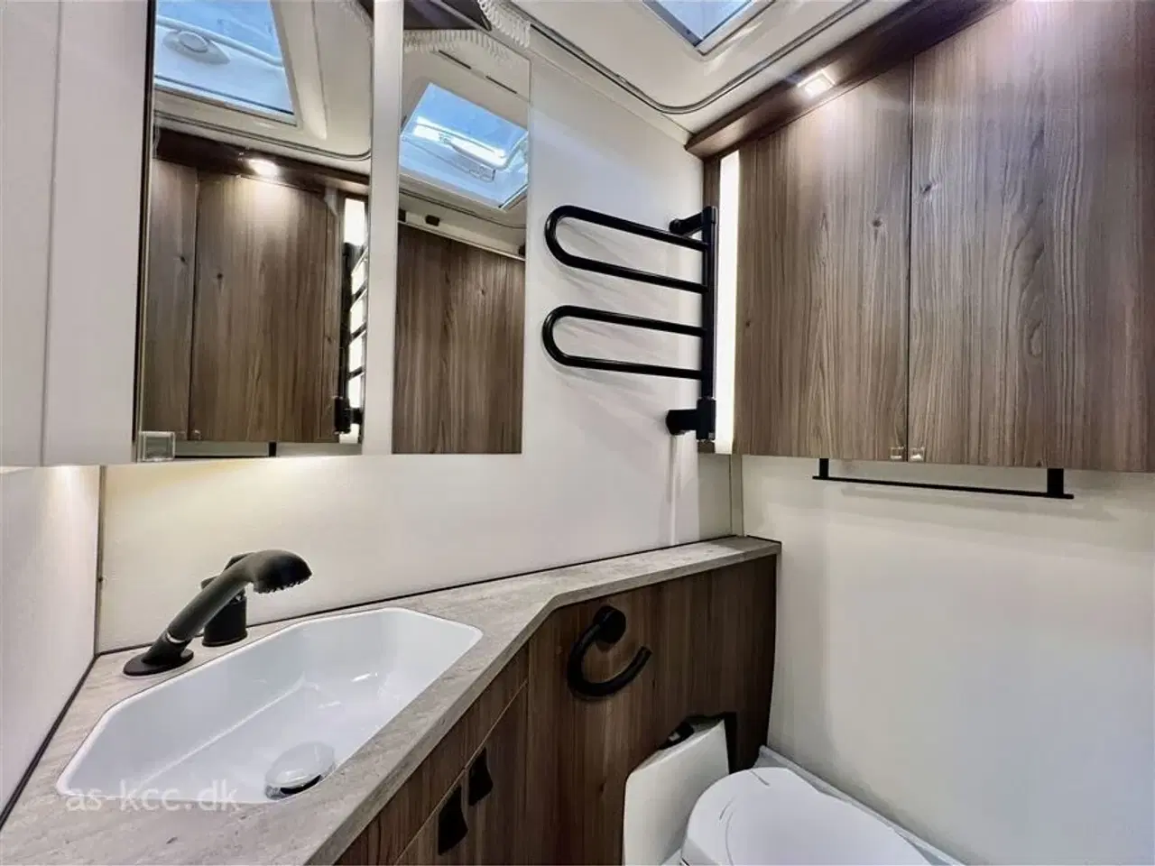 Billede 20 - 2025 - Kabe Briljant 470 XL KS