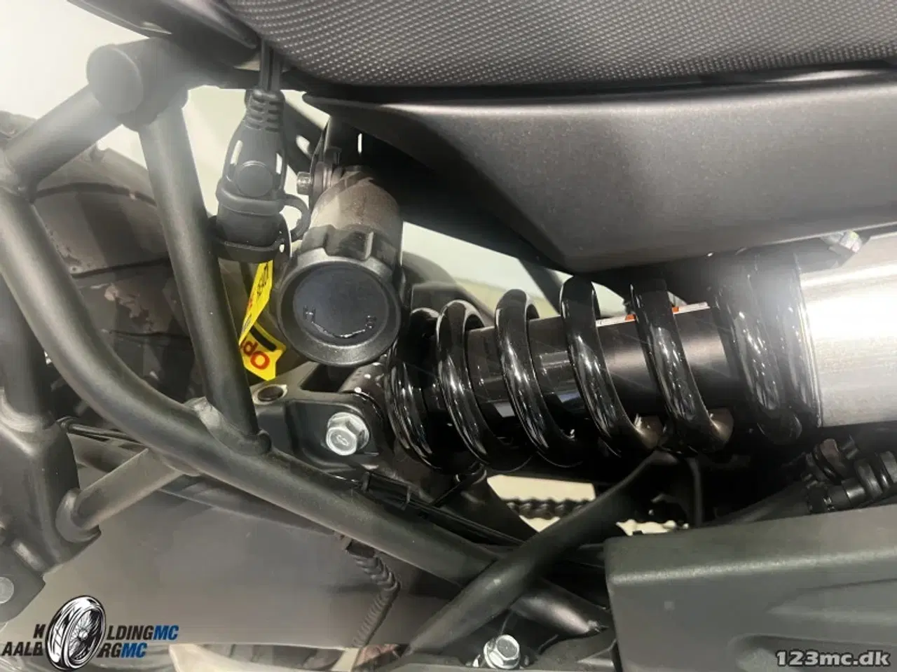 Billede 6 - Kawasaki VN 650 Vulcan S Metallic Flat Graystone (GY2)