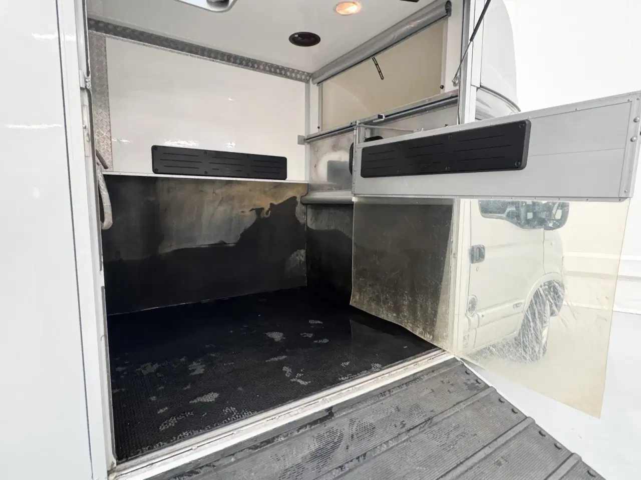 Billede 6 - Renault Master T35 2,5 dCi 146 L2H1 Ladvogn