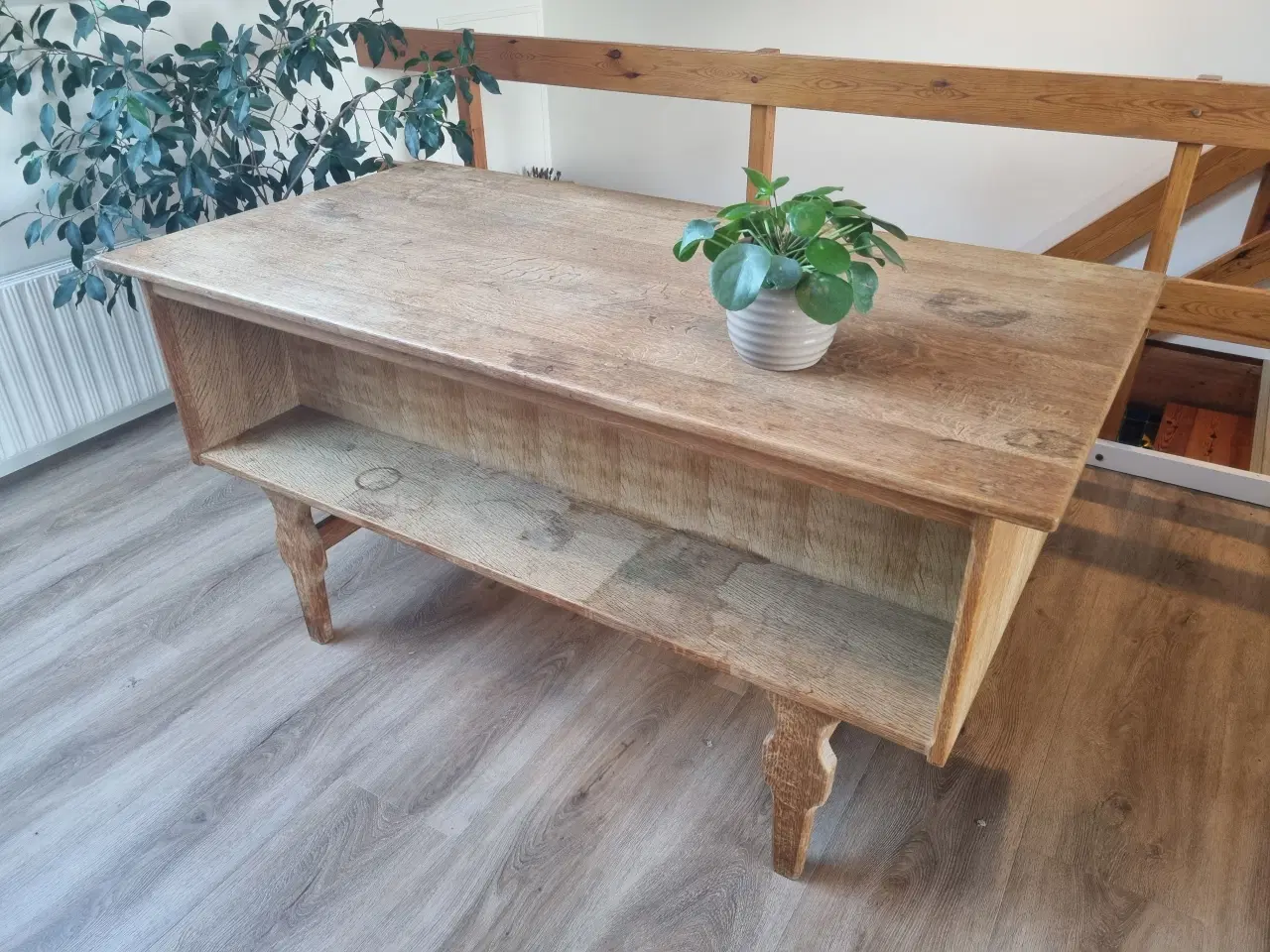 Billede 2 - Skrivebord, massiv egetræ