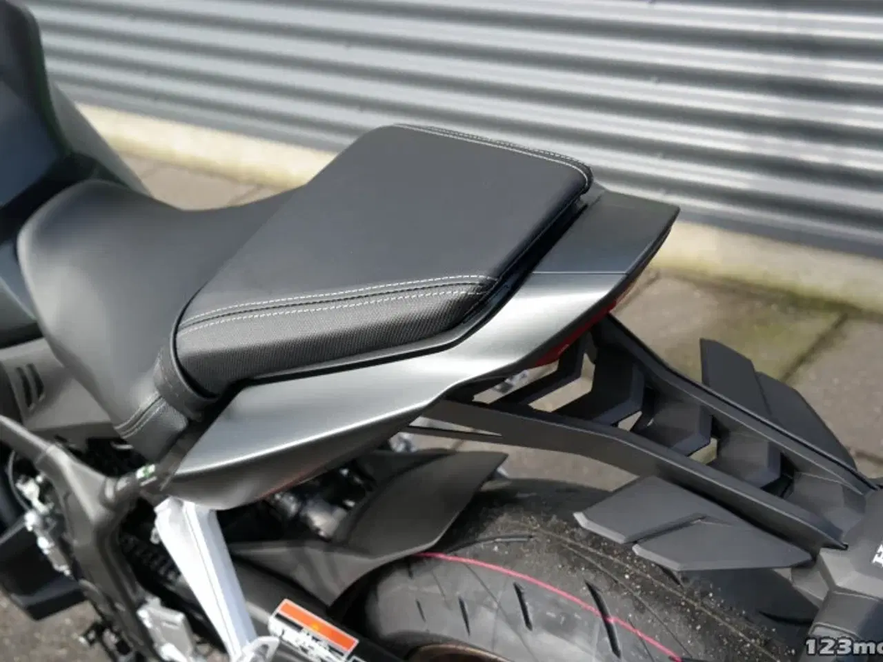 Billede 27 - Honda CB 650 R E-Clutch MC-SYD BYTTER GERNE