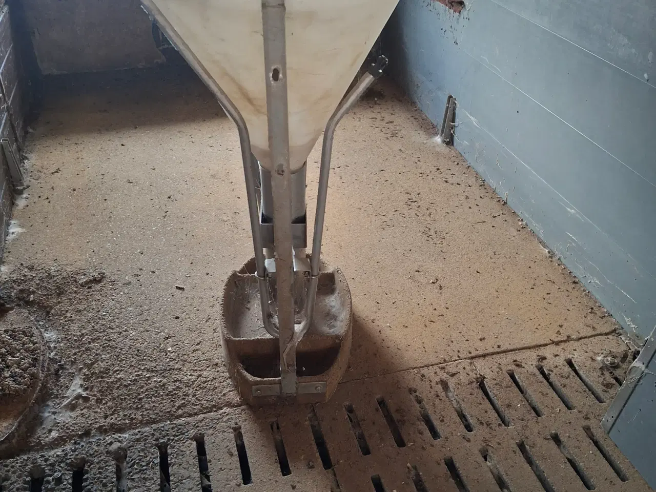Billede 8 - 35 stk foderautomater