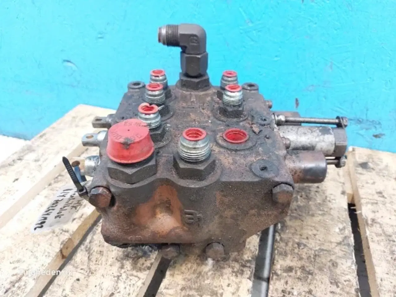 Billede 8 - Massey Ferguson 50HX Ventilblok 1470264M92