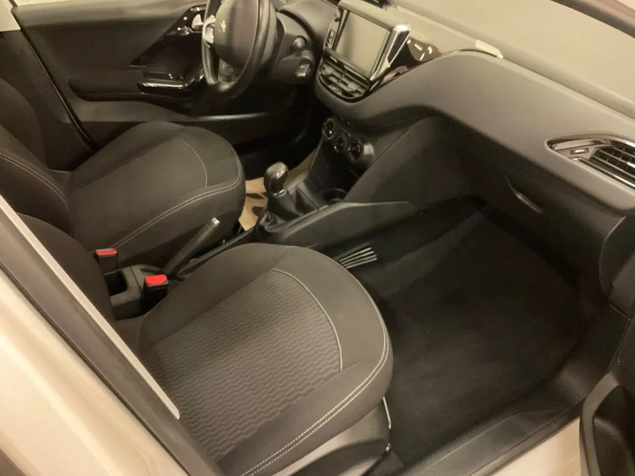 Billede 10 - Peugeot 208 1,2 VTi 82 Active