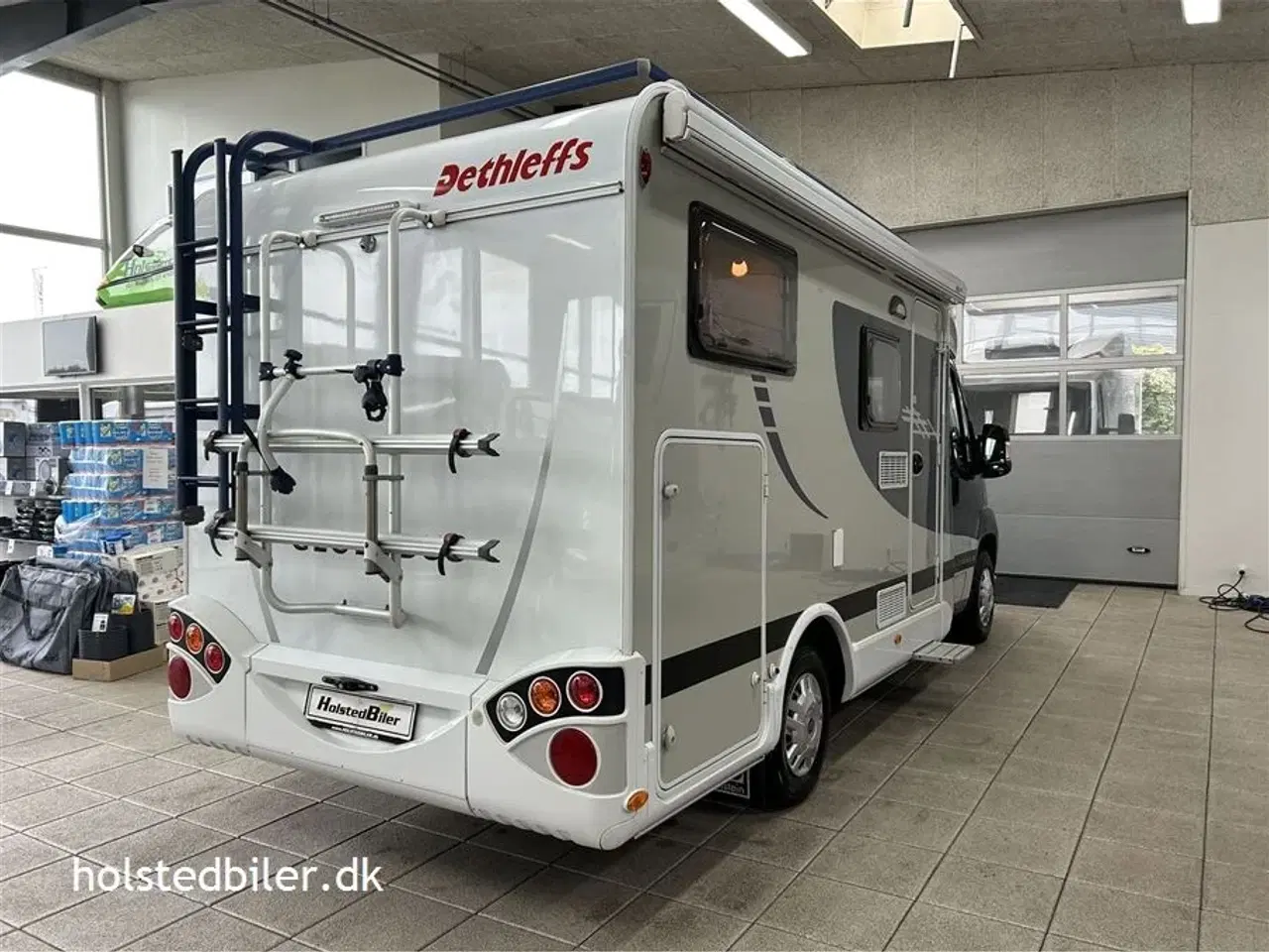 Billede 4 - 2009 - Dethleffs Globebus T001   Velholdt med dobbeltseng.