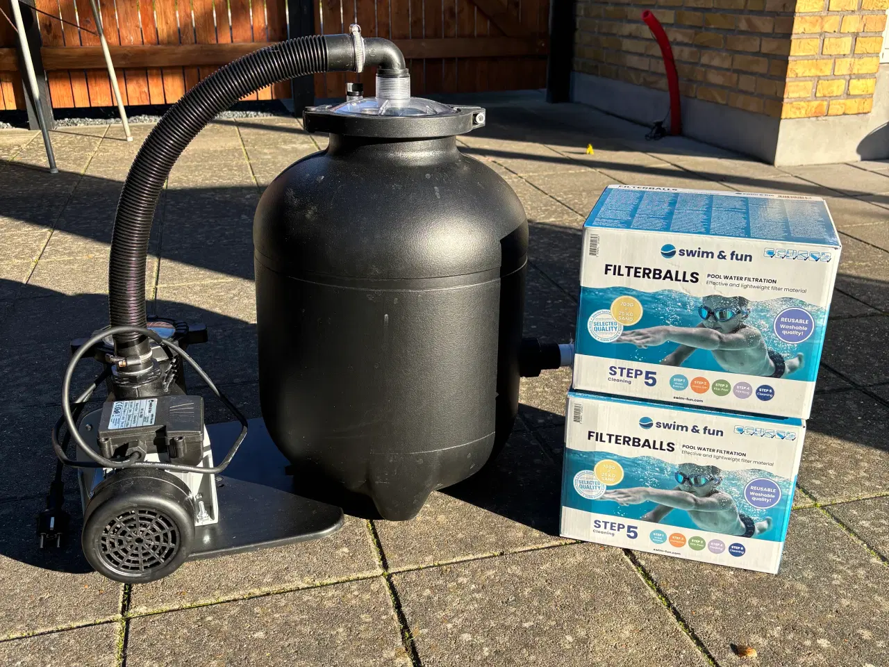 Billede 1 - Filteranlæg – inkl. filterkugler