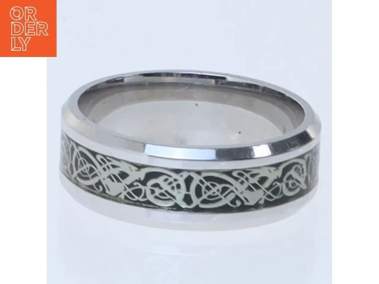 Billede 1 - Stålring med mønster (str. 62 mm)