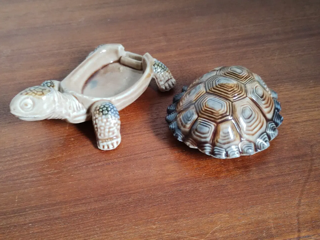 Billede 4 - Wade England porcelæns skildpadde.