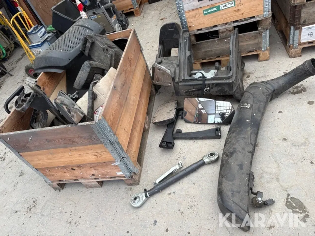 Billede 1 - Reservedele til traktor Valtra