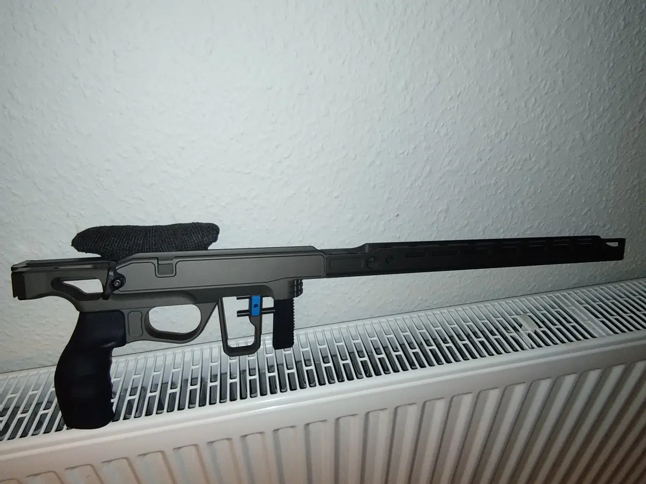 Billede 2 - Chassis/skærfte til tikka t1x