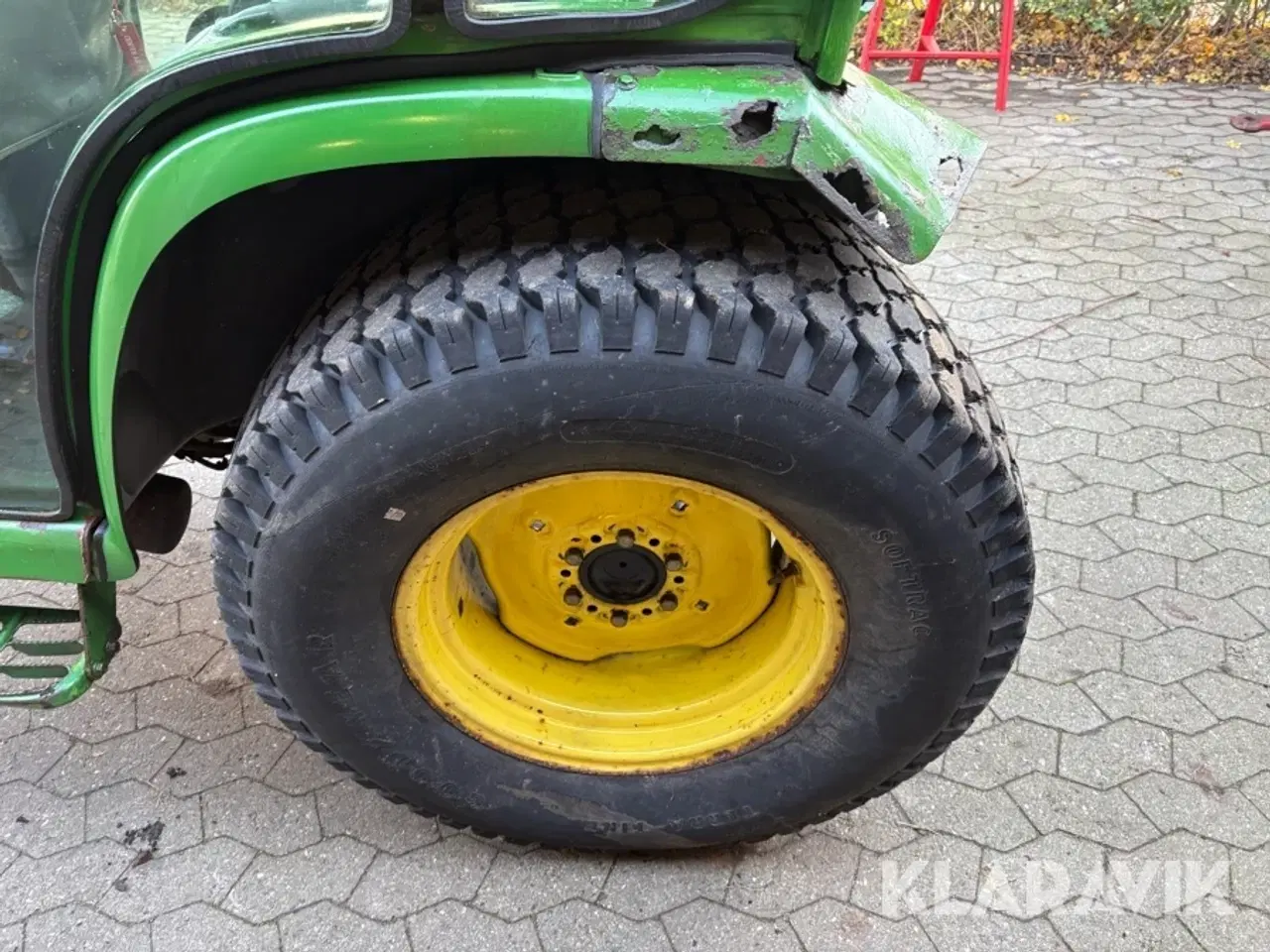 Billede 6 - Traktor John Deer 4310 med saltudlægger, kost og sneplov