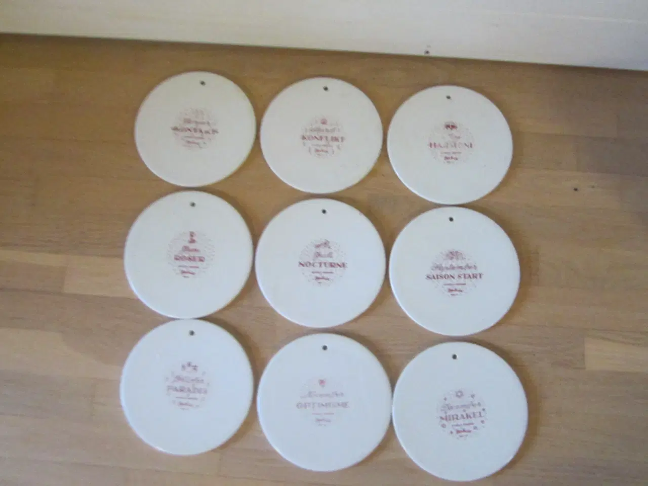 Billede 2 - Meget fine Bjørn Wiinblad stjerneplatter læs i bes