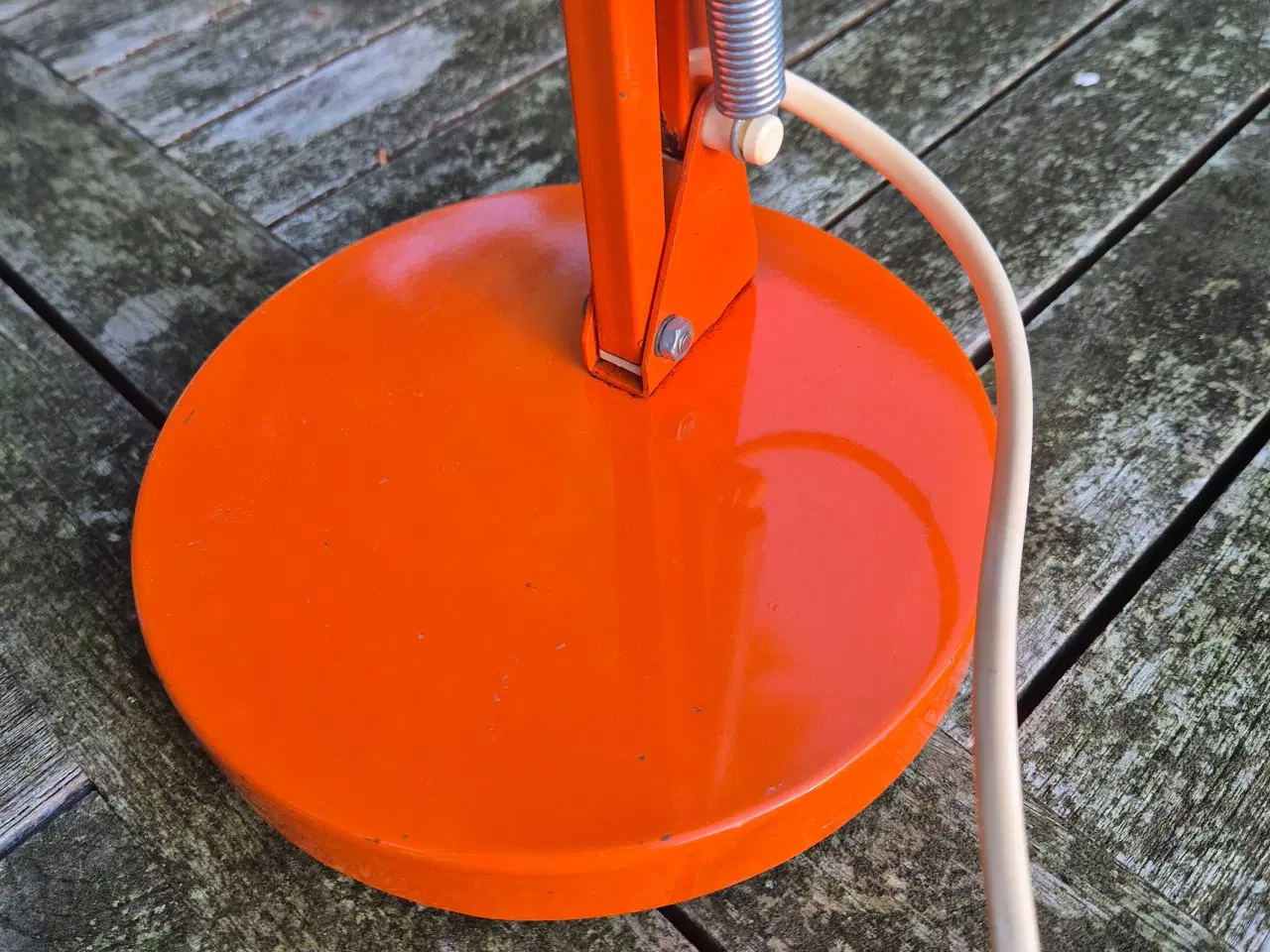 Billede 11 - Flot orange bordlampe fra Lyskær 