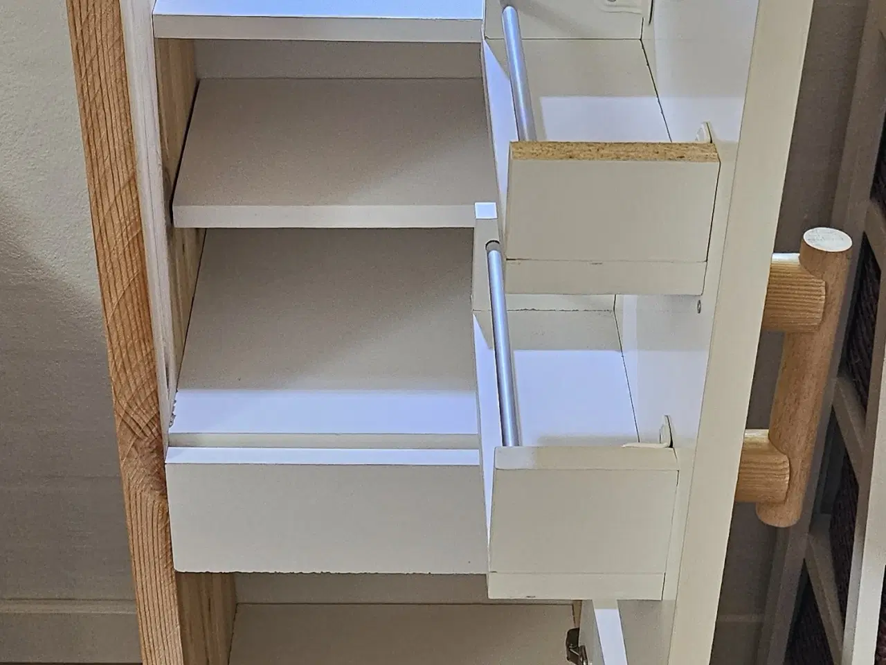 Billede 9 - IKEA Legekøkken , "køkkeskab , reol/bord