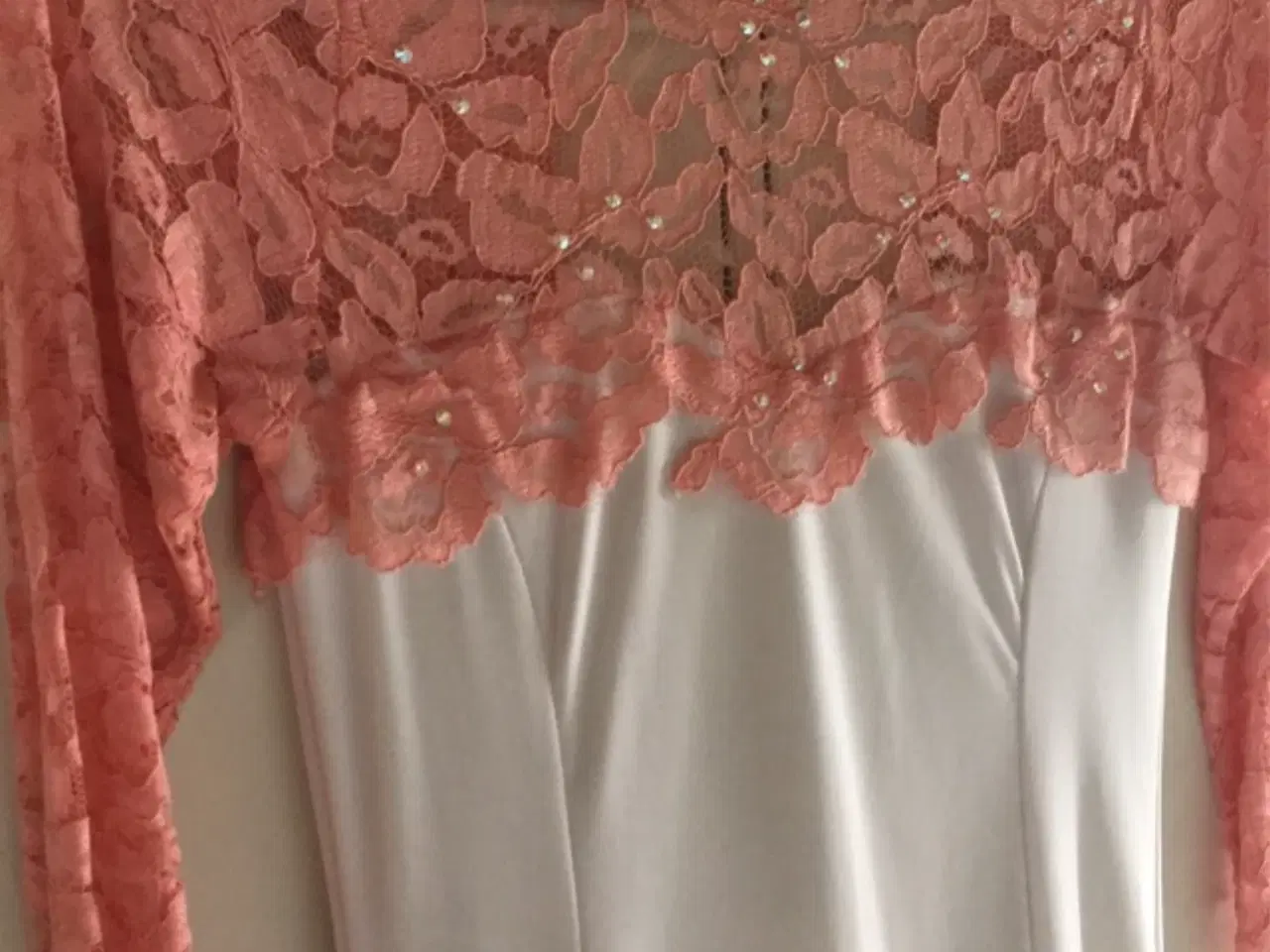 Billede 4 - Standard kjole/vals kjole 