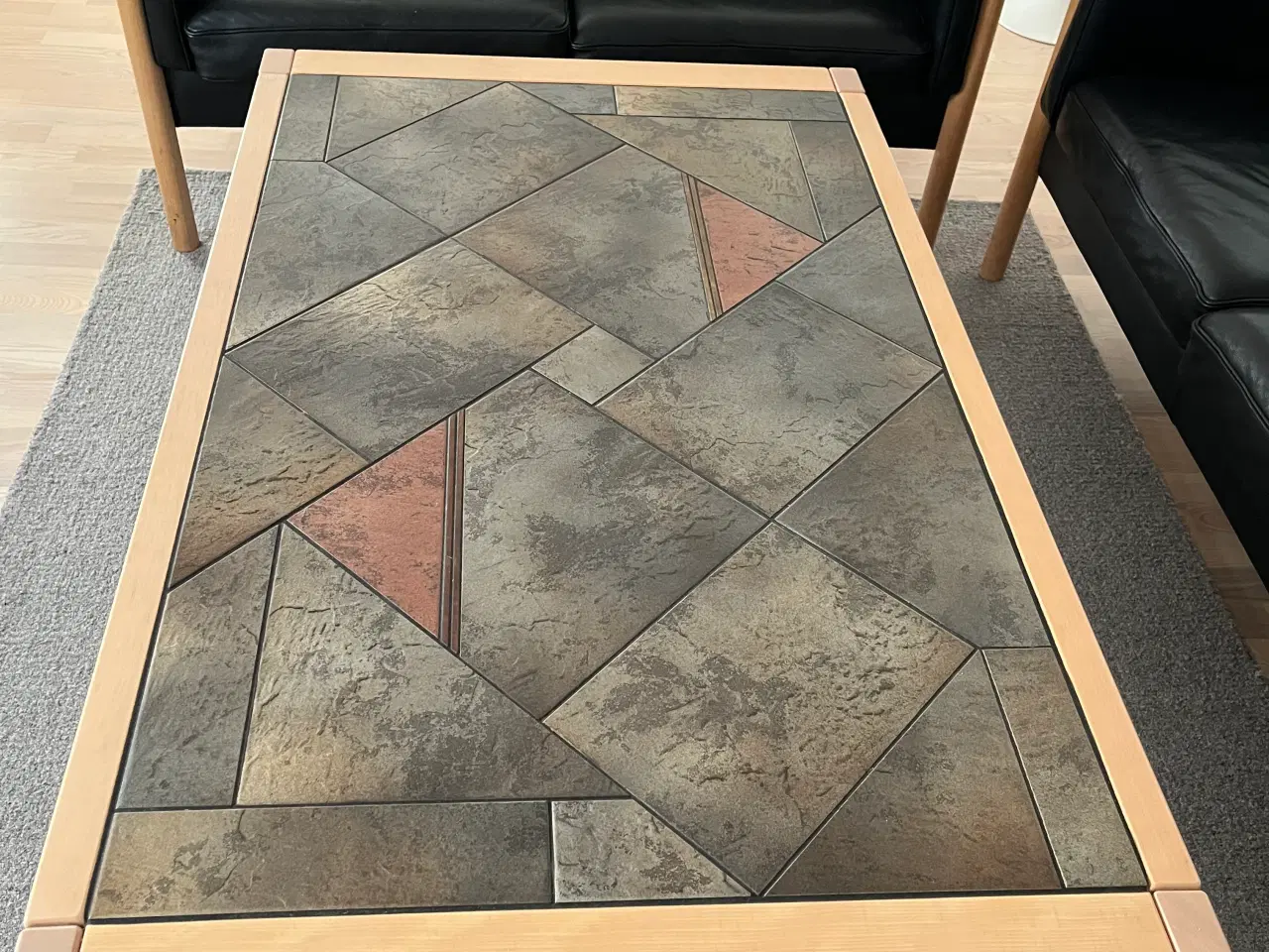 Billede 4 - Sofasæt 3+2 og bord 