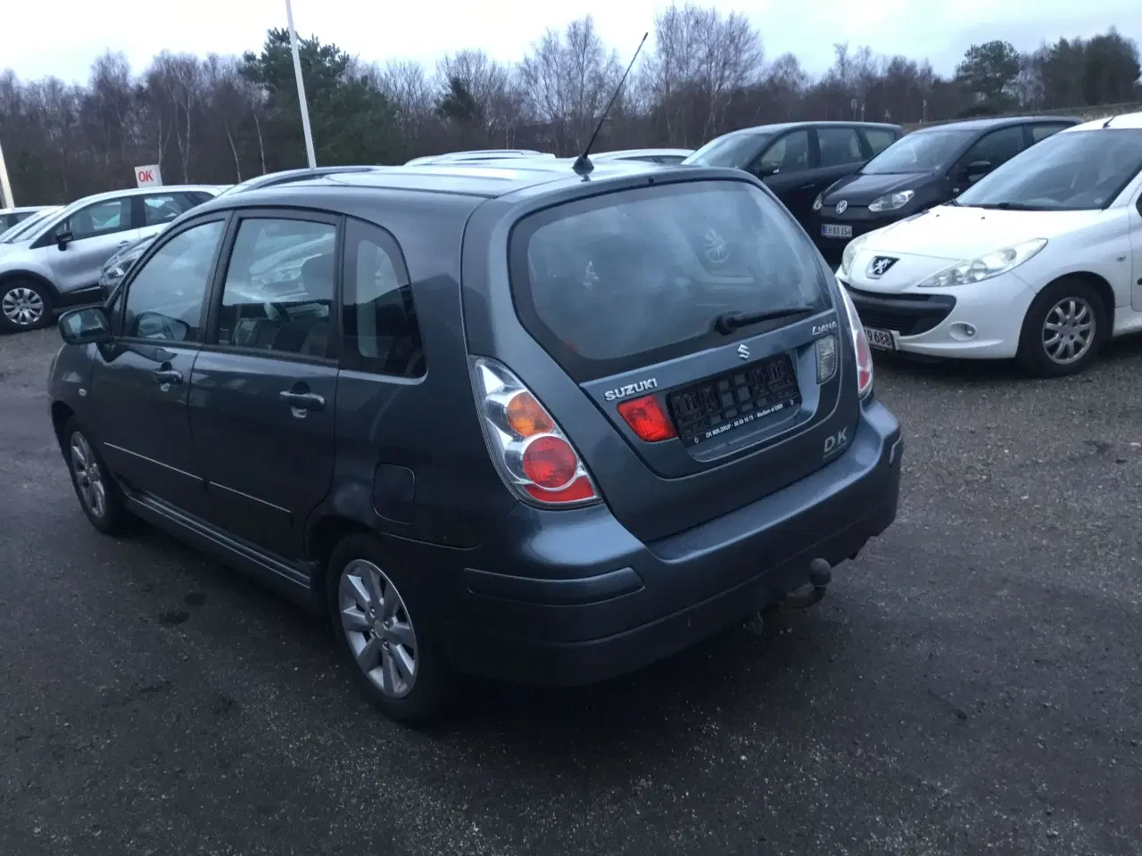 Billede 4 - Suzuki Liana 1,6 nysynet 12/25 træk helårsdæk airc