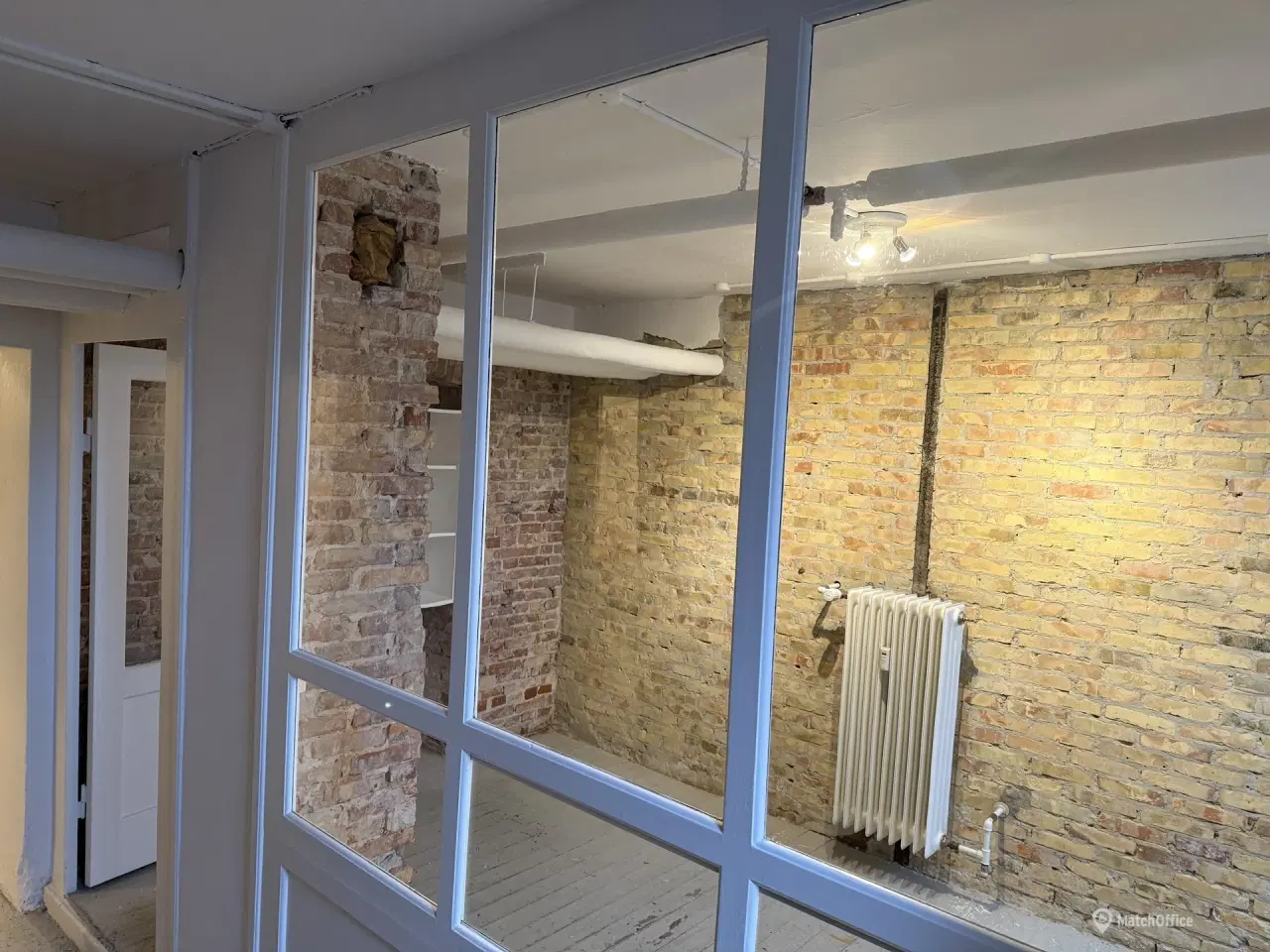 Billede 3 - Unikt kælderlejemål ved Israels Plads