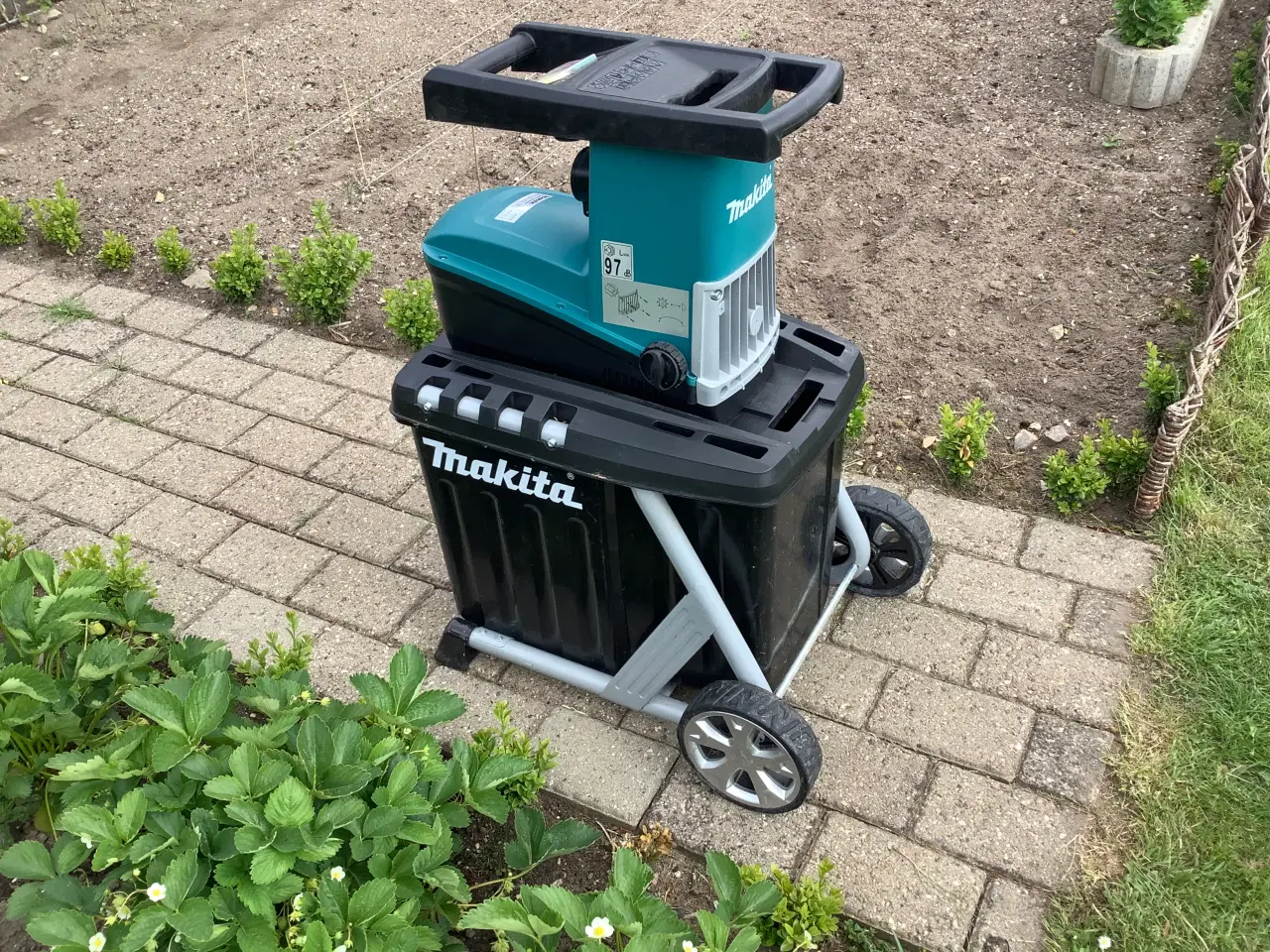 Billede 3 - Makita kompostkværn UD2500