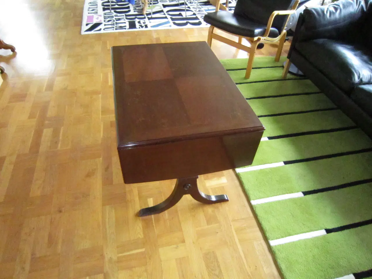 Billede 3 - Sofabord i mahogni m. 2 klapper