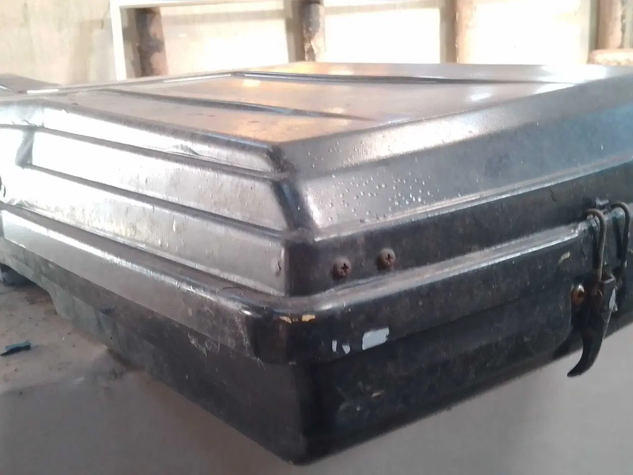 Billede 4 - Smal sort tagboks