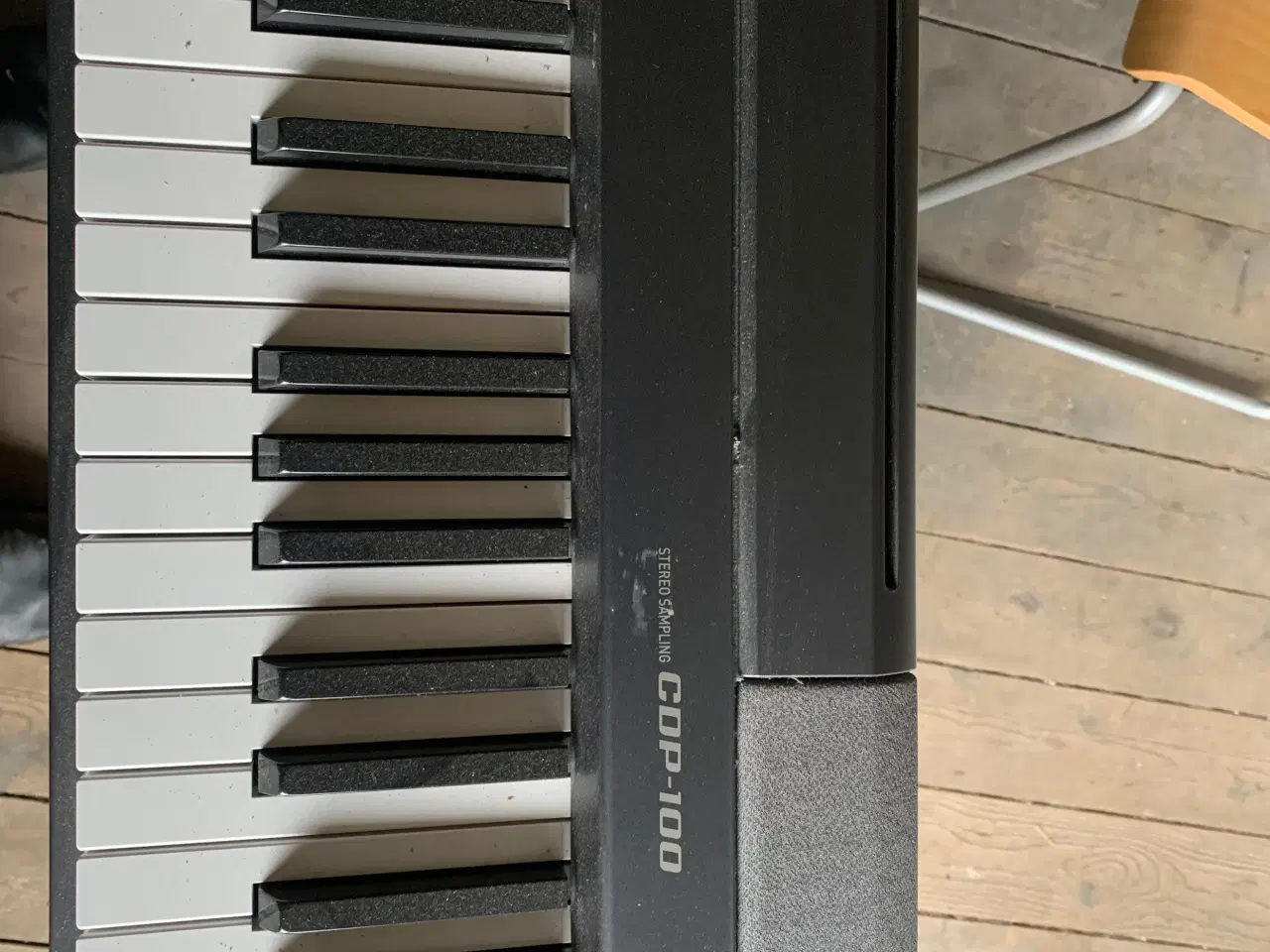 Billede 2 - Keyboard med skammel 