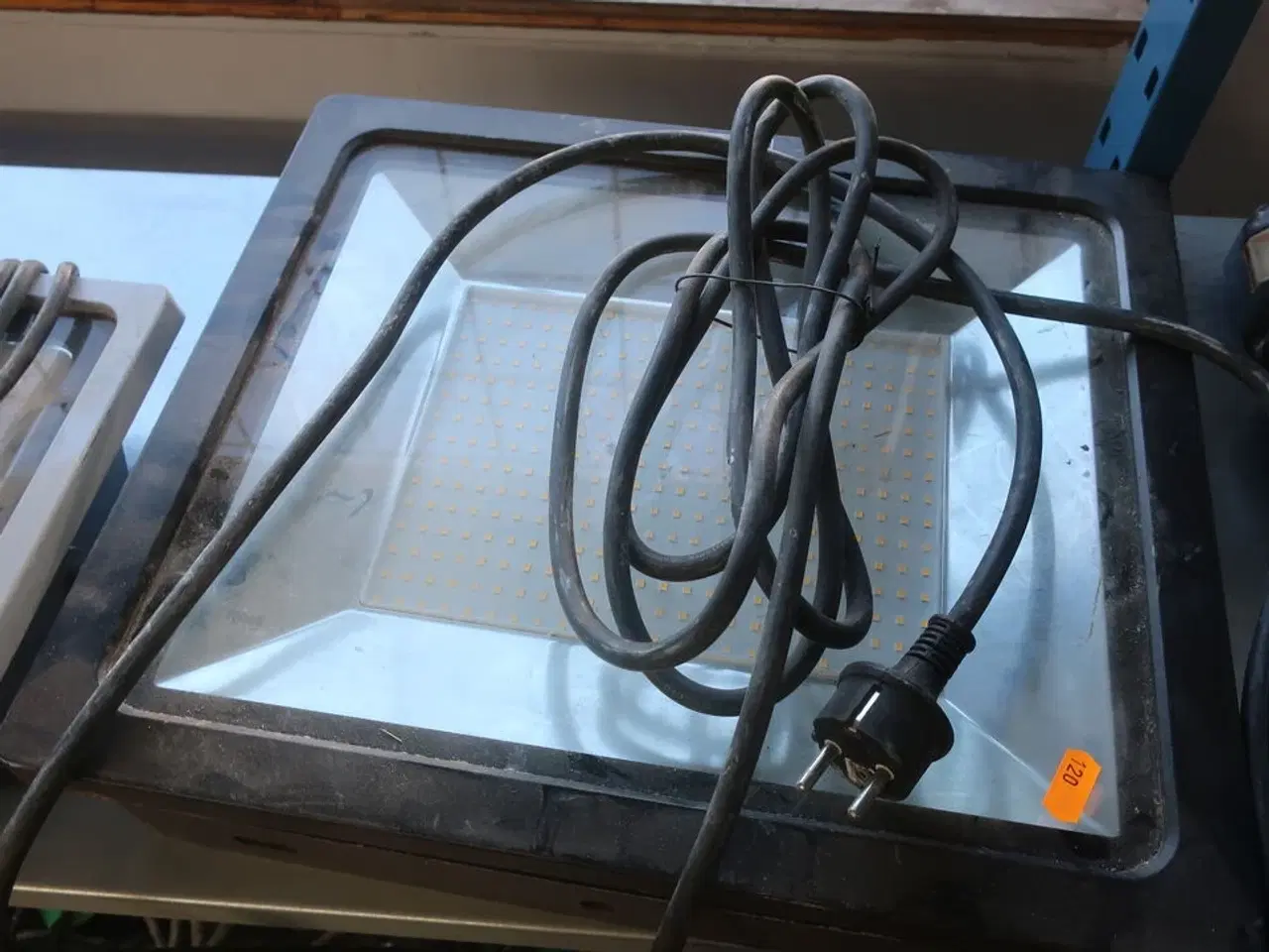 Billede 2 - 2 stk. led arbejdslamper STROXX og BESLACO