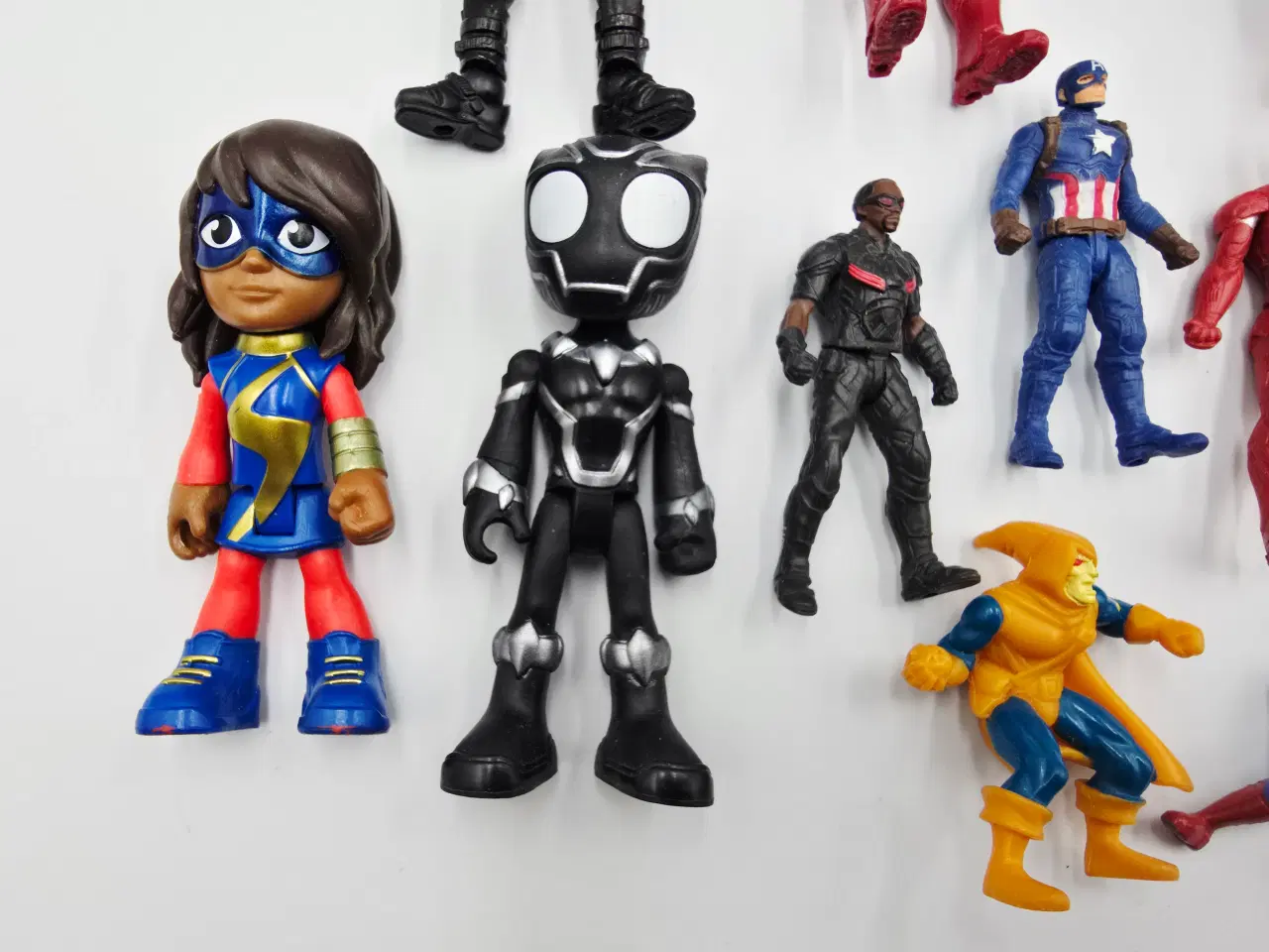 Billede 5 - Superhelte sælges samlet