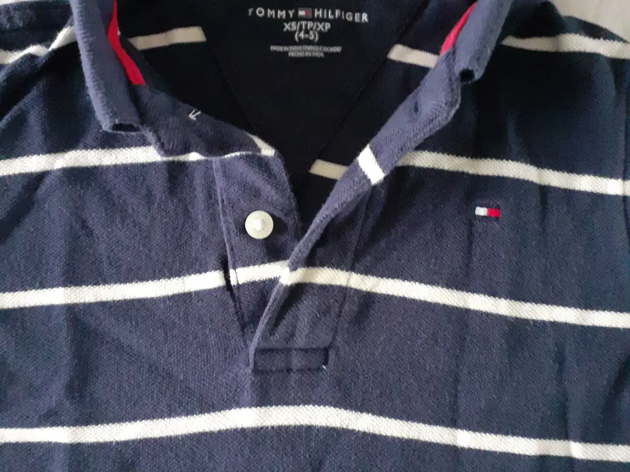 Billede 2 - Tommy Hilfiger polo Str xs (4-5)