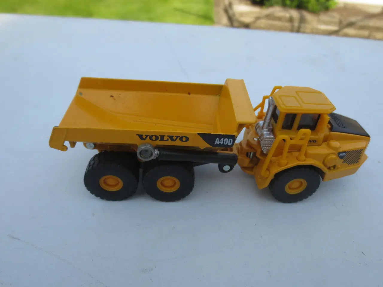 Billede 2 - 1 stk Volvo Dumper A40D i Siku