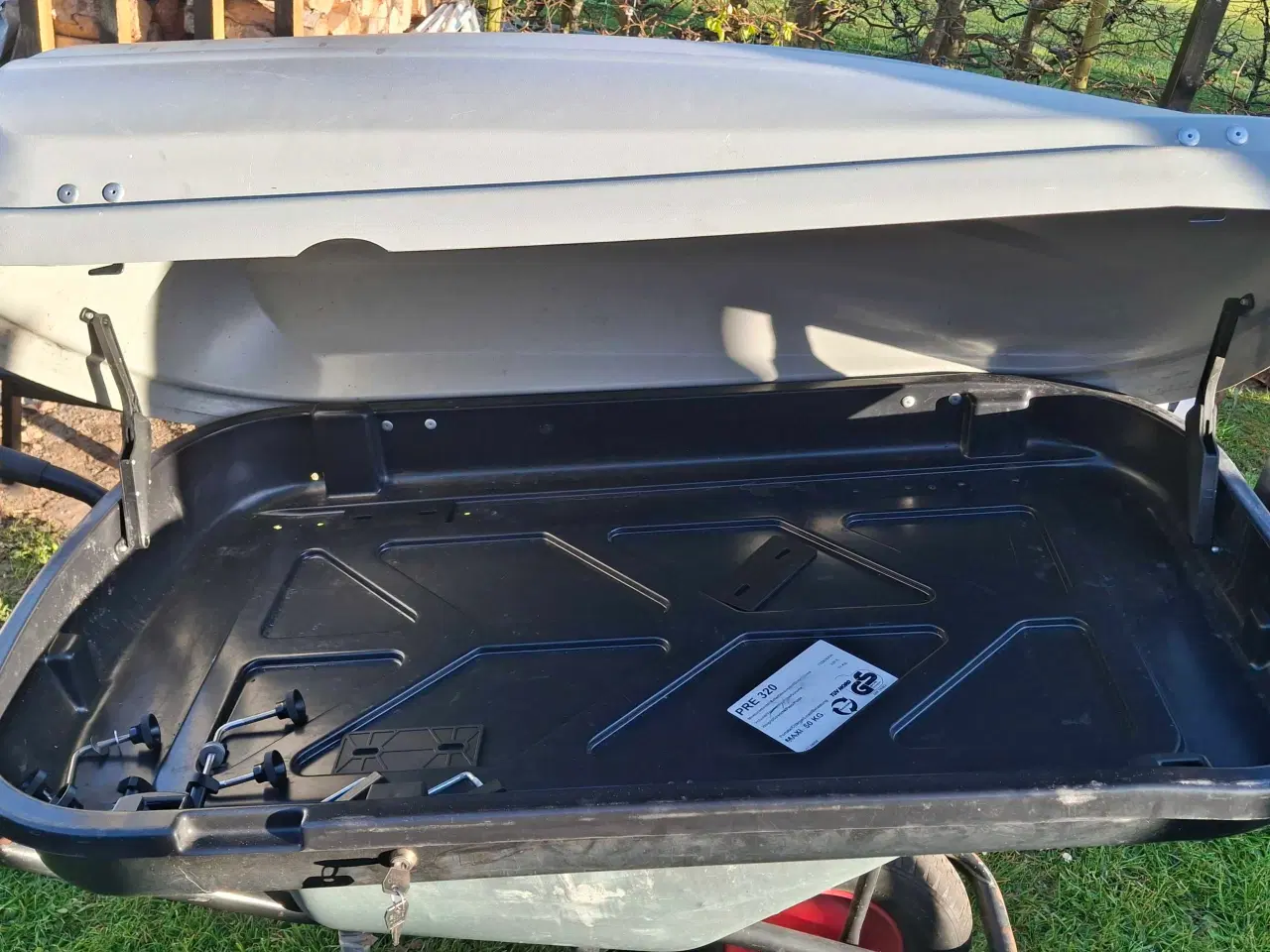 Billede 2 - Tagboks sælges