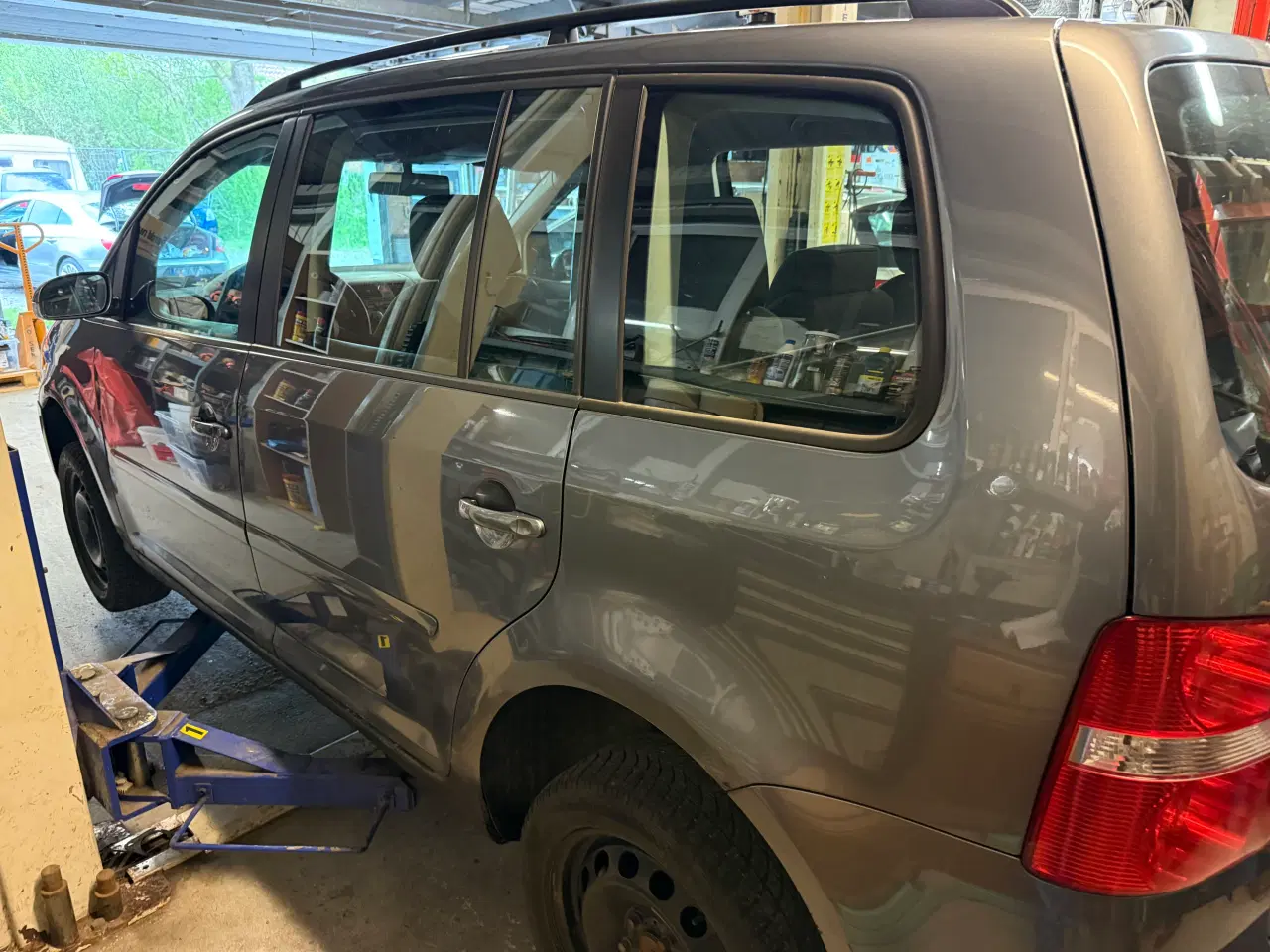 Billede 5 - VW Touran 1,6 Bensin 