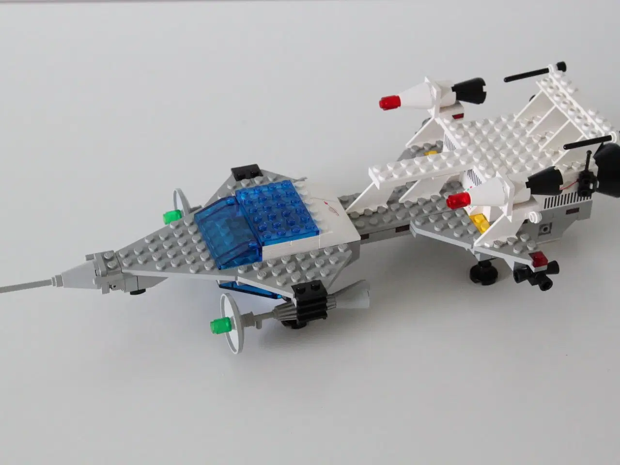 Billede 1 - LEGO SPACE 6929 Starfleet Voyager