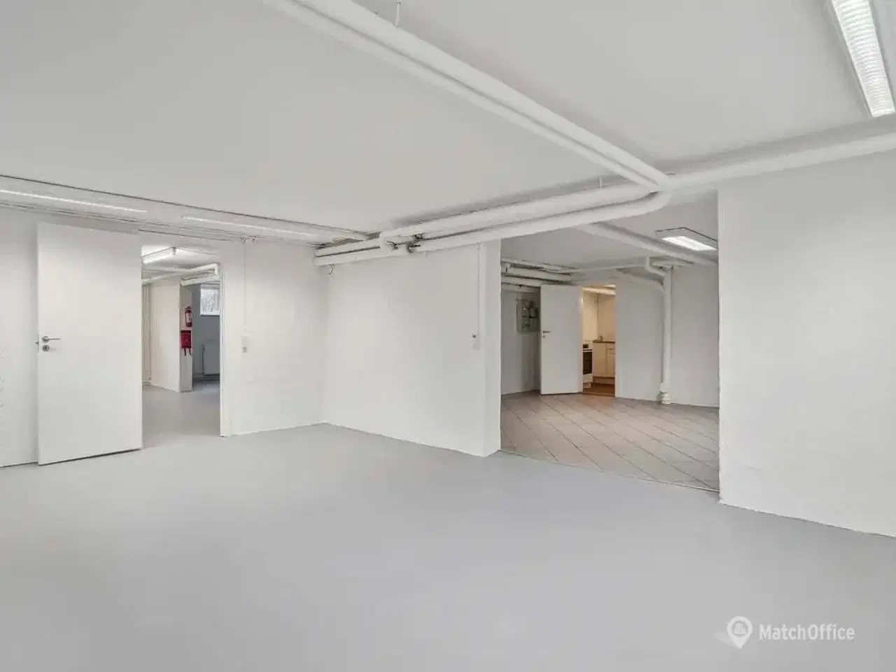 Billede 5 - Rummeligt lagerlejemål i Vanløse