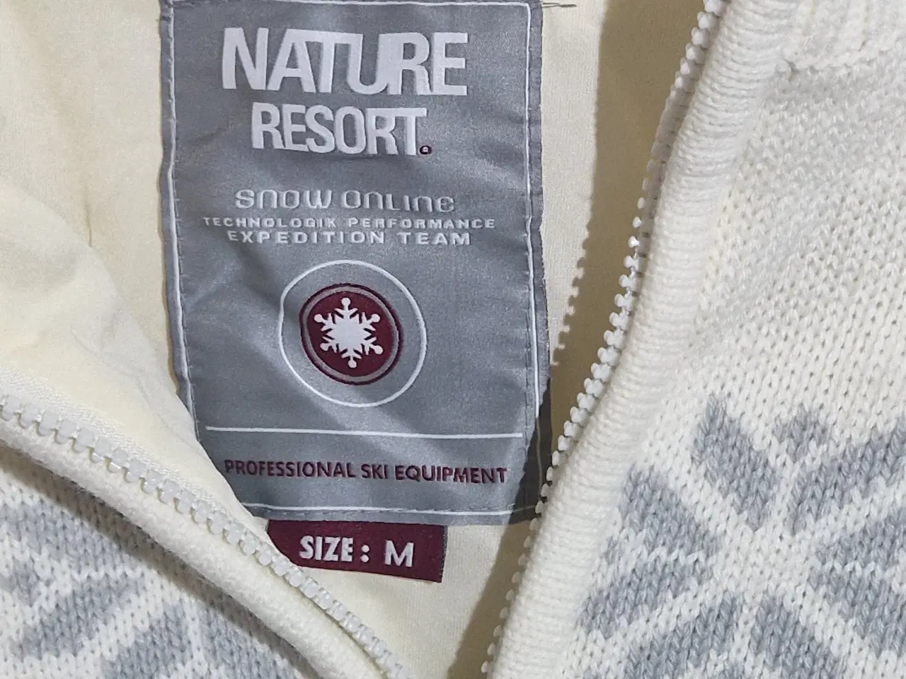 Billede 2 - Nature Resort creme sweater, størrelse M