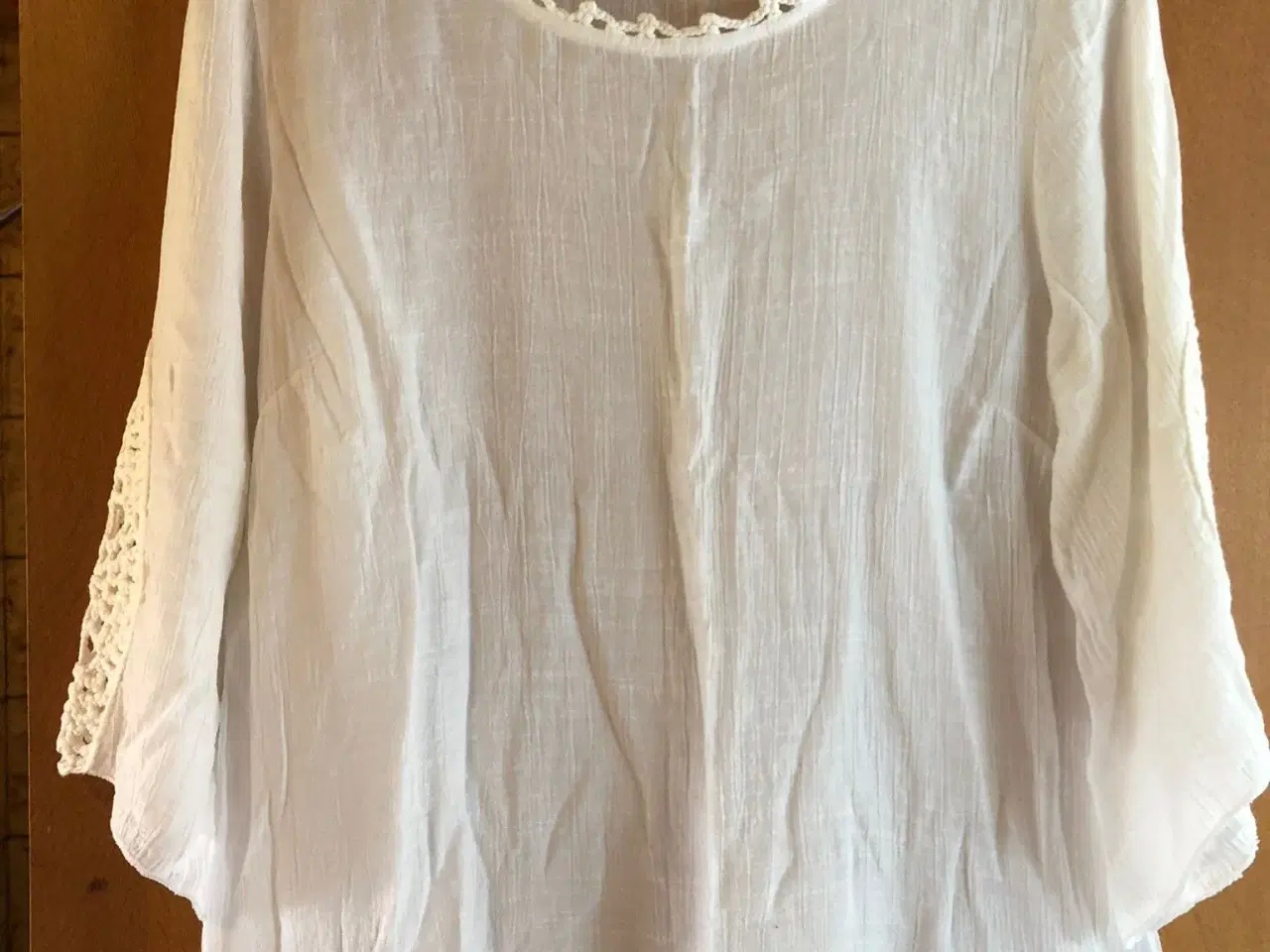 Billede 1 - Cream bluse