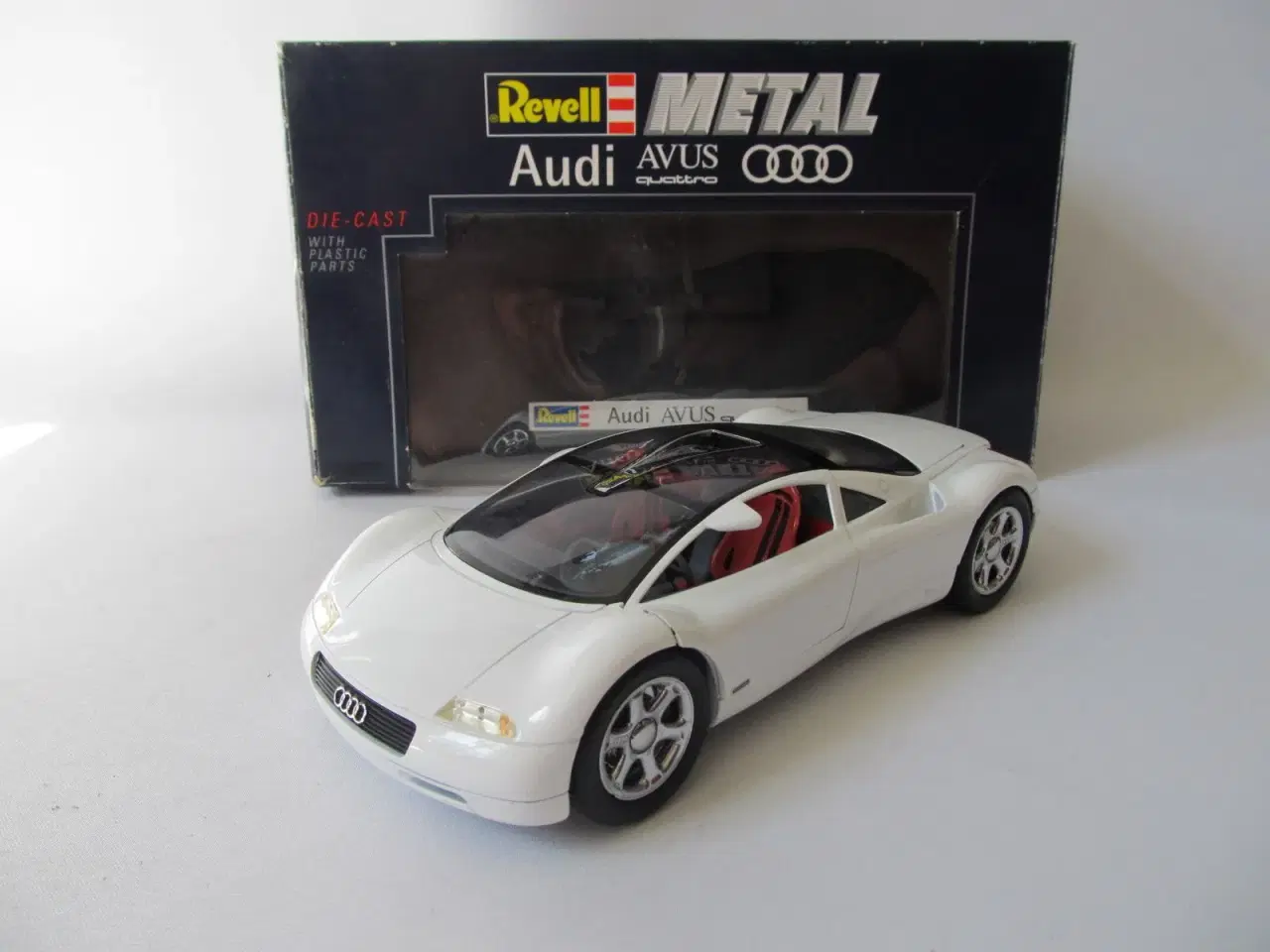 Billede 1 - 1991 Audi Avus quattro 6,0 W12 1:18