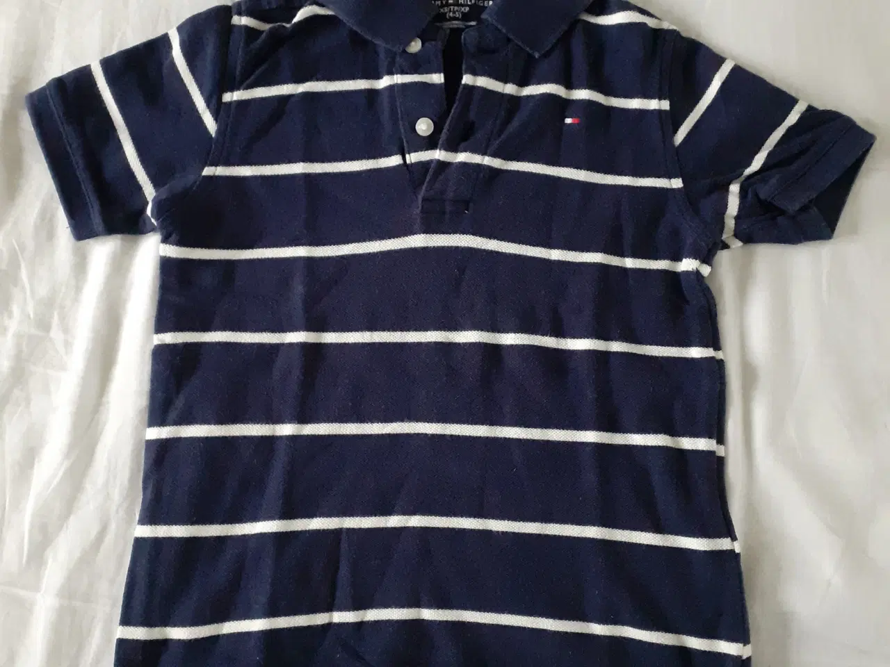 Billede 1 - Tommy Hilfiger polo Str xs (4-5)