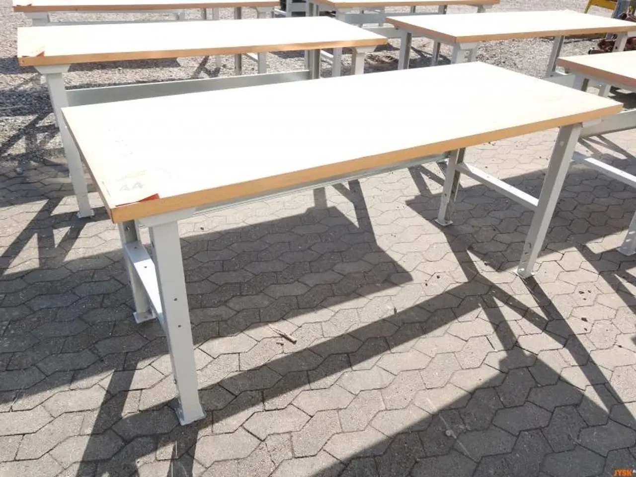 Billede 1 - ARBEJDSBORD.