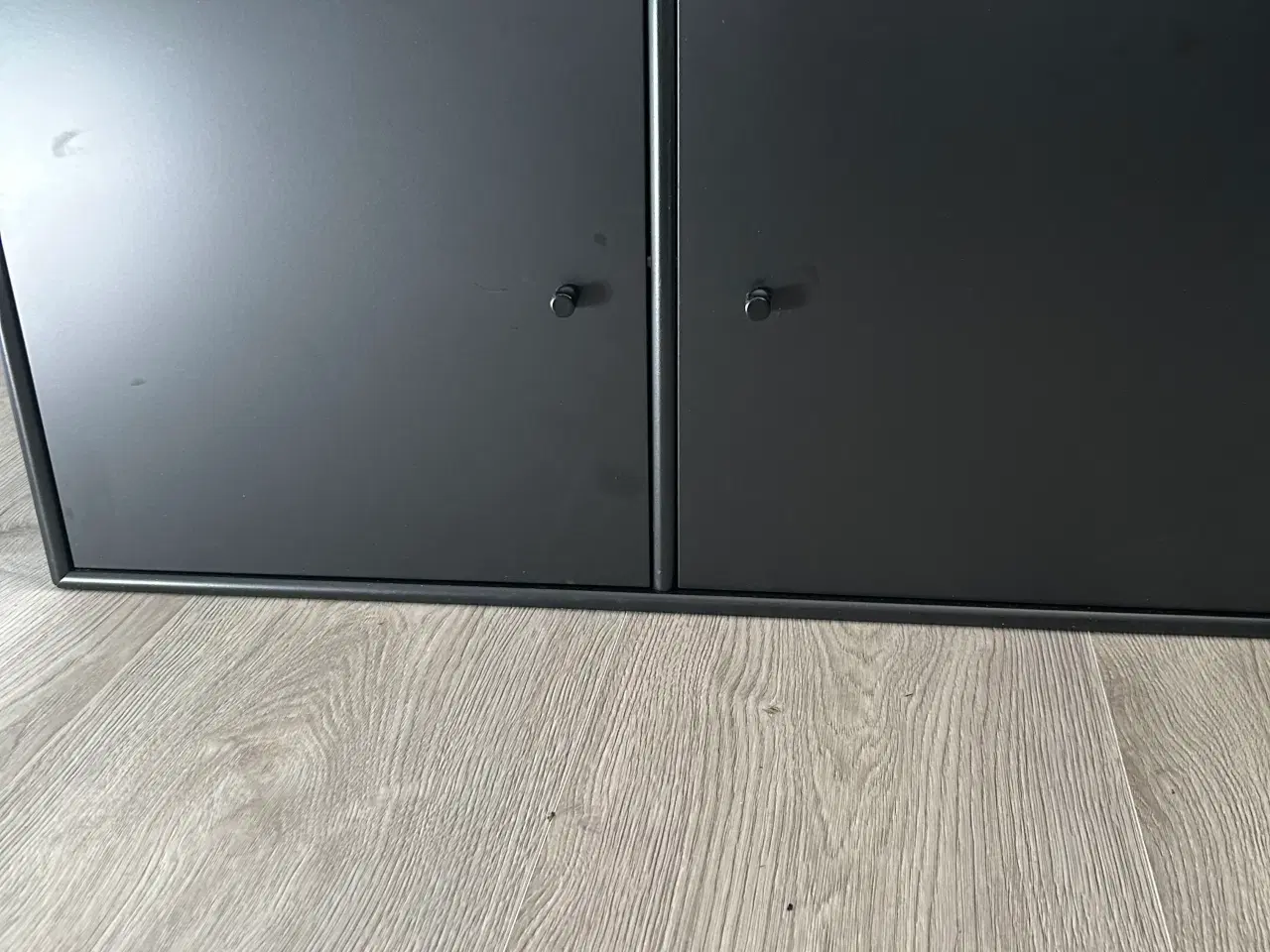 Billede 2 - Montana væghængt skab