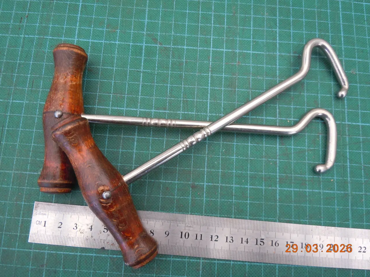 Billede 1 - Støvlekroge, godt gammelt sæt.