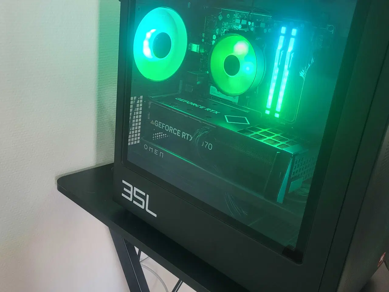Billede 2 - RTX 5070 gamer setup