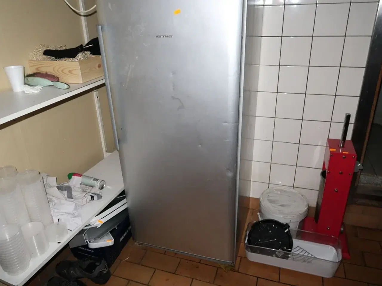 Billede 3 - Køleskab VESTFROST FZ374R