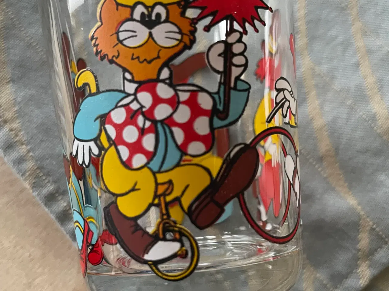 Billede 5 - Børne glas med cirkus motiver